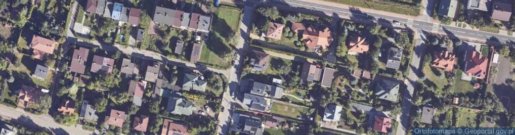 Zdjęcie satelitarne Centrum Pomocy Enano, Centrum PSR