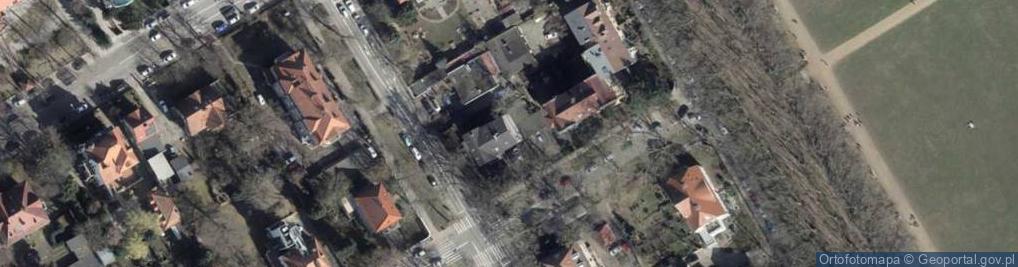 Zdjęcie satelitarne Centrum Rozwoju Administracji