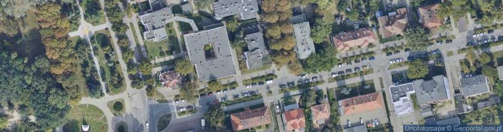 Zdjęcie satelitarne Charlie Centrum Rekreac i Rozr Solak E Graczyk J Dombek P