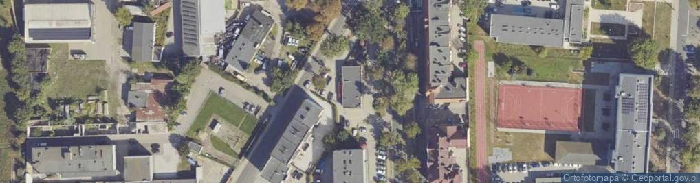 Zdjęcie satelitarne Coco Chicken Jarosław Cieśla Tomasz Gorwa Grzegorz Lisiatyński