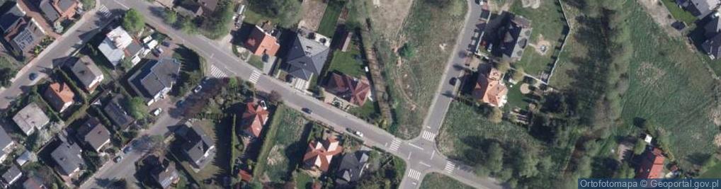 Zdjęcie satelitarne Crash Rekonstrukcje i Badania