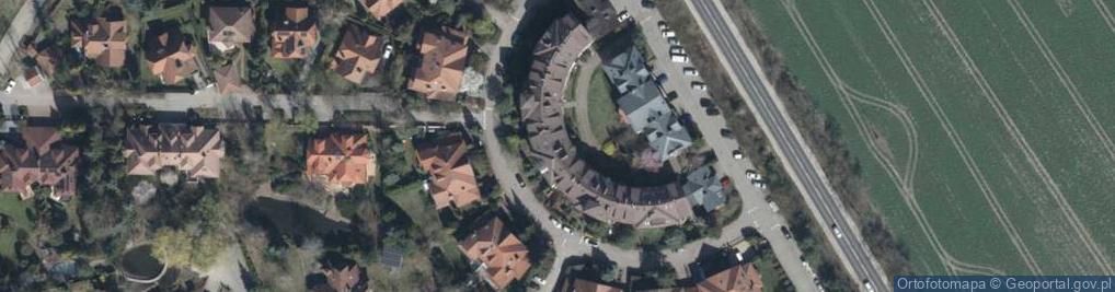 Zdjęcie satelitarne Czysta Kraina Julita Wołoszyńska-Matysek