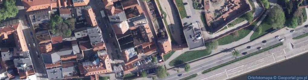 Zdjęcie satelitarne Dom Muz