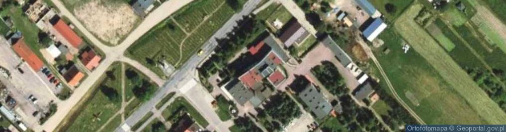 Zdjęcie satelitarne Dom Pomocy Społecznej w Uzdowie
