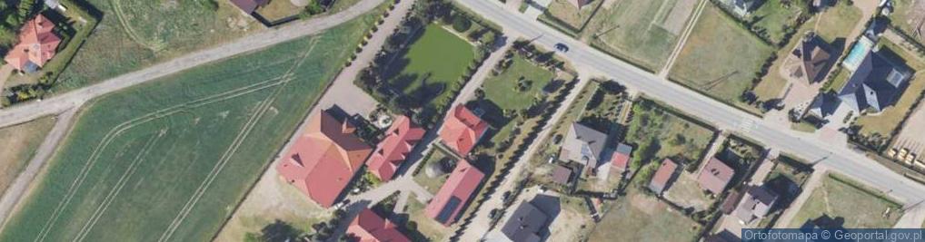 Zdjęcie satelitarne Dom Weselny