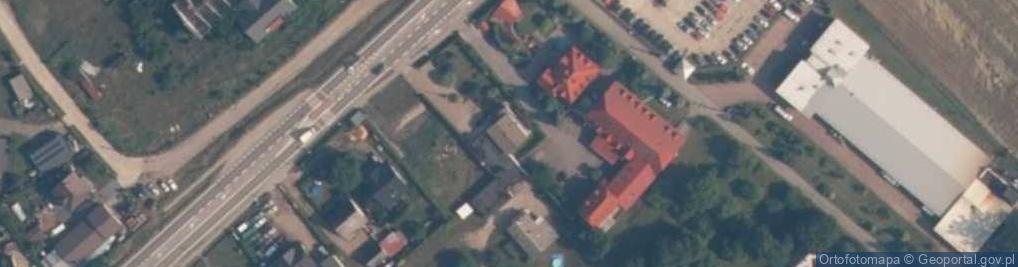 Zdjęcie satelitarne Dominika Bertrand-Kulon