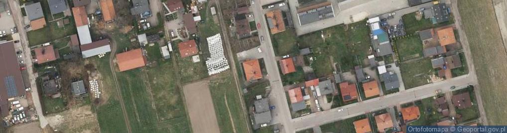 Zdjęcie satelitarne Dominika Nieradka