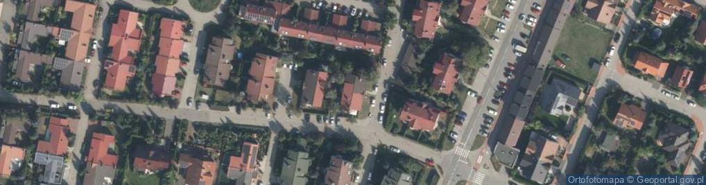 Zdjęcie satelitarne Ernest Zydorczak Finanse