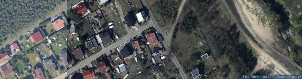 Zdjęcie satelitarne Es Stefaniak Emilia