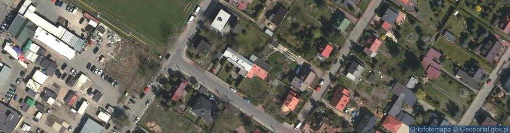 Zdjęcie satelitarne Esencja