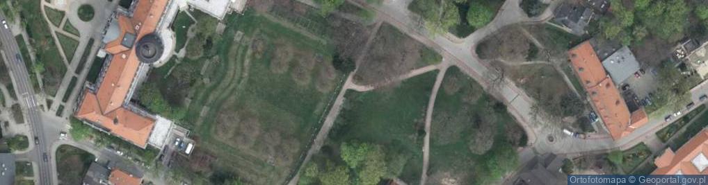 Zdjęcie satelitarne Europejskie Centrum Radiokomunikacji Amatorskiej Góra Chełmiec