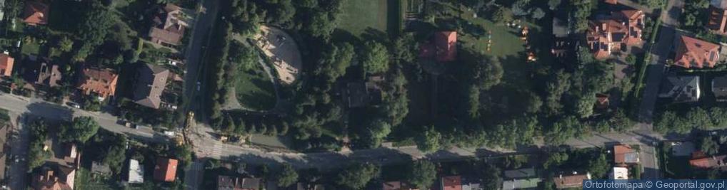 Zdjęcie satelitarne Everest Company