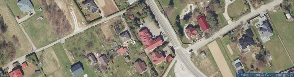 Zdjęcie satelitarne F H Adjan