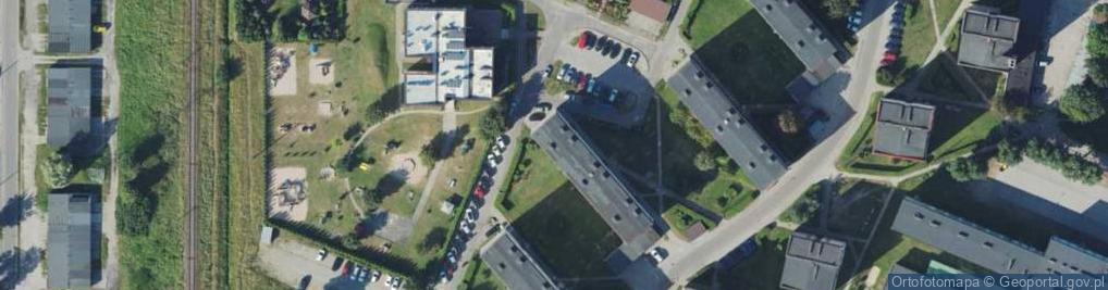 Zdjęcie satelitarne F H Ardrob