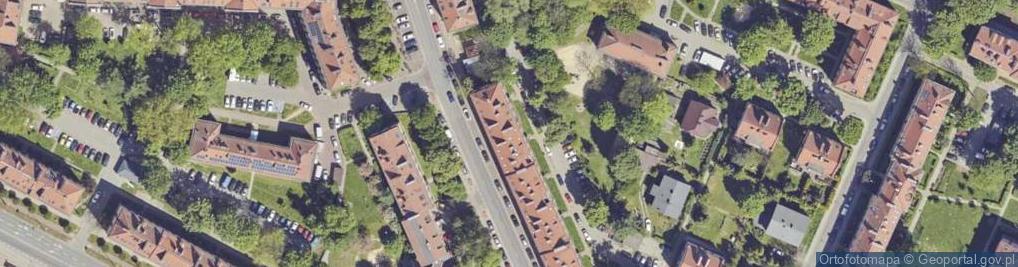 Zdjęcie satelitarne F H Start