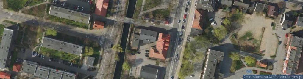 Zdjęcie satelitarne F H U Corner