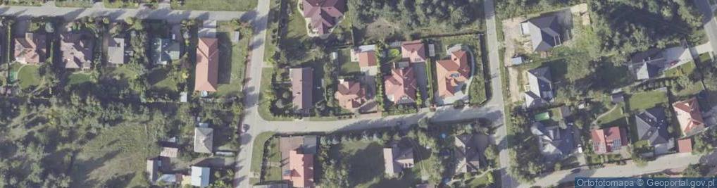 Zdjęcie satelitarne F H U Moza