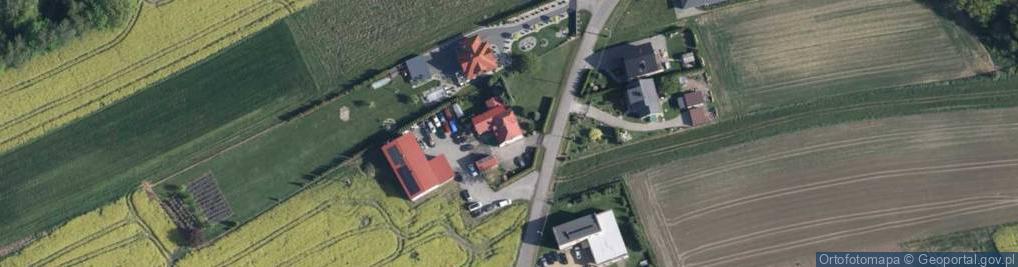 Zdjęcie satelitarne Figura Adam Adam Figura Auto-Naprawa