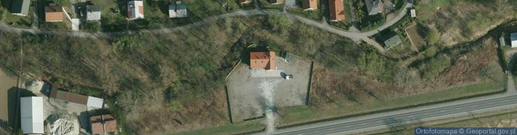 Zdjęcie satelitarne Firma Handlowa Tank Full