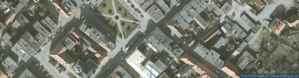 Zdjęcie satelitarne Firma Piątek mgr Farmacji Bogusława Piątek Rynek 33 57 - 220 Ziębice