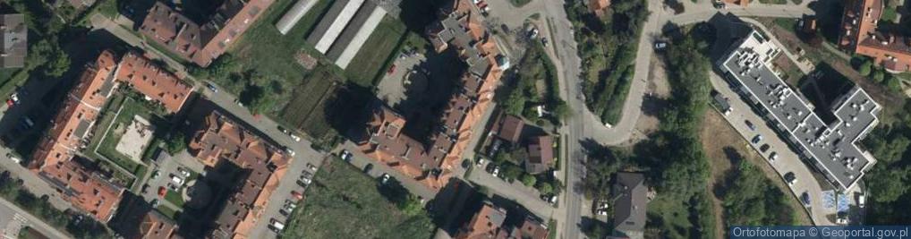 Zdjęcie satelitarne Firma Usługowo Produkcyjno Handlowa