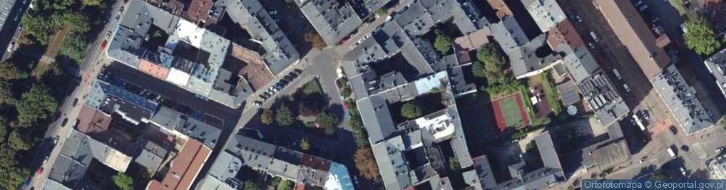 Zdjęcie satelitarne Forum