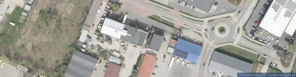 Zdjęcie satelitarne Francuskie Systemy Aluminiowe