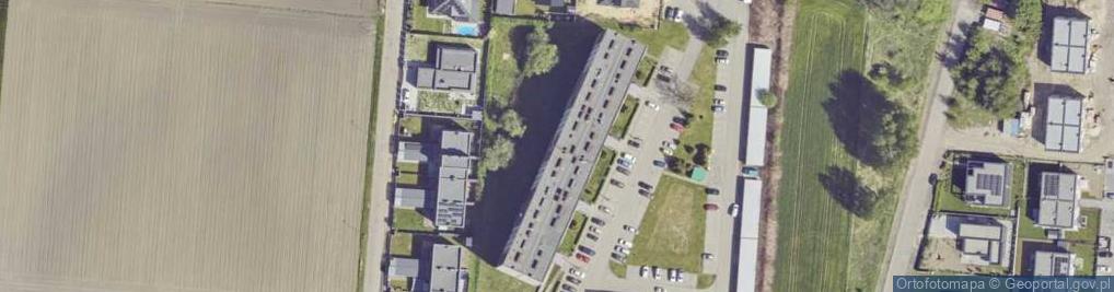 Zdjęcie satelitarne Gabriela Jakubek Tudo E Nada