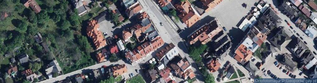 Zdjęcie satelitarne Galeria Autorska Kwiecień