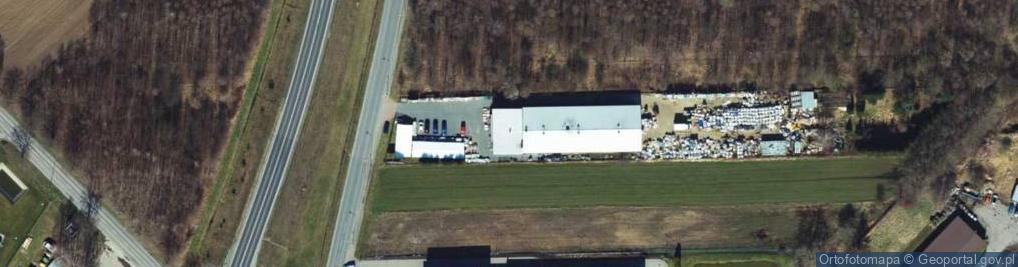 Zdjęcie satelitarne Galeria Płytek i Oświetlenia Carisma Radomsko