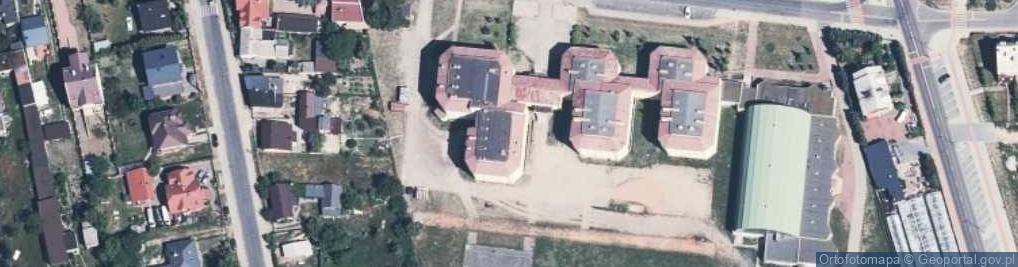 Zdjęcie satelitarne Gimnazjum w Poddębicach