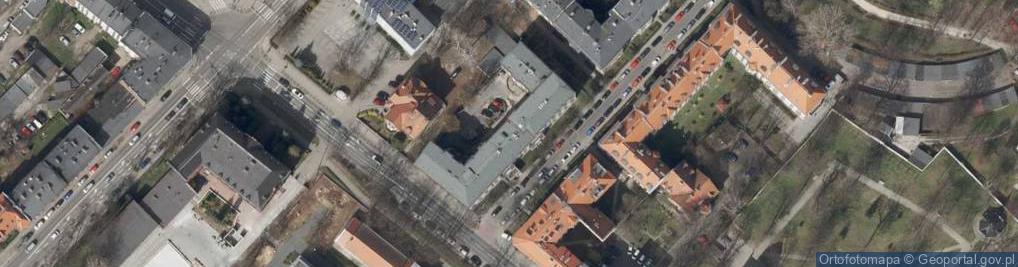 Zdjęcie satelitarne Glob Platforma Handlowa