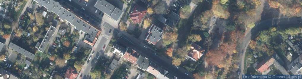 Zdjęcie satelitarne Gminna Spółdzielnia Samopomoc Chłopska w Żarach