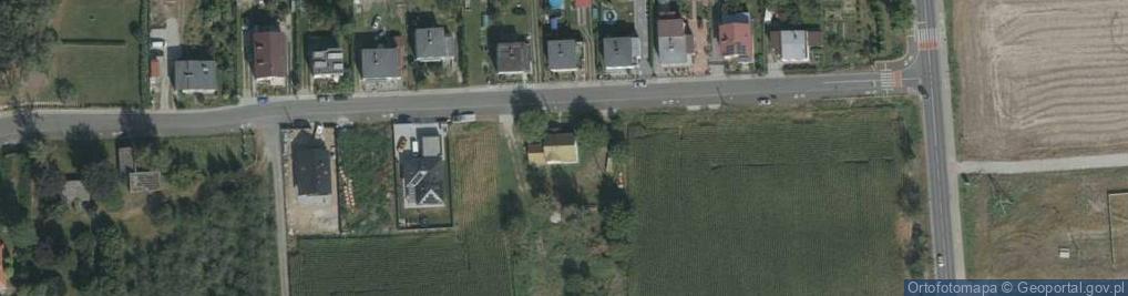 Zdjęcie satelitarne Gminna Spółka Wodna Głuchołazy z S w Bodzanowie