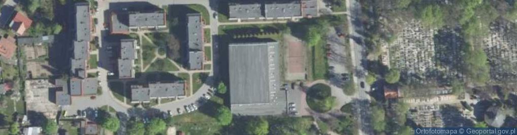 Zdjęcie satelitarne Gminne Centrum Sportu i Rekreacji w Paczkowie