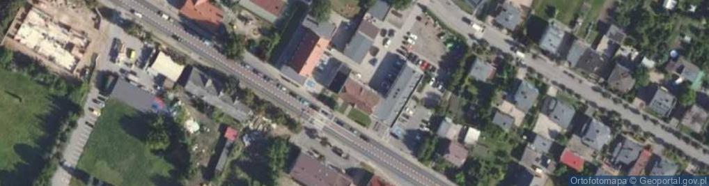 Zdjęcie satelitarne Gminny Ludowy Klub Sportowy Polanin w Strzałkowie