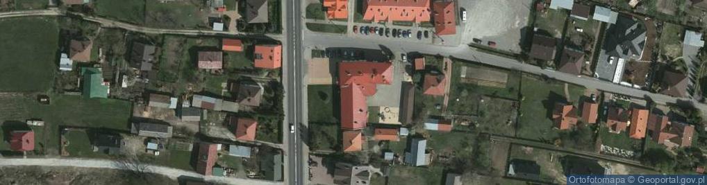 Zdjęcie satelitarne Gminny Ośrodek Kultury Majdan Królewski
