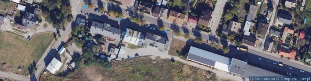 Zdjęcie satelitarne Gminny Ośrodek Kultury w Dobrem