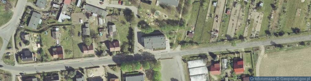 Zdjęcie satelitarne Gminny Ośrodek Kultury w Kładawie z S w Wojcieszycach