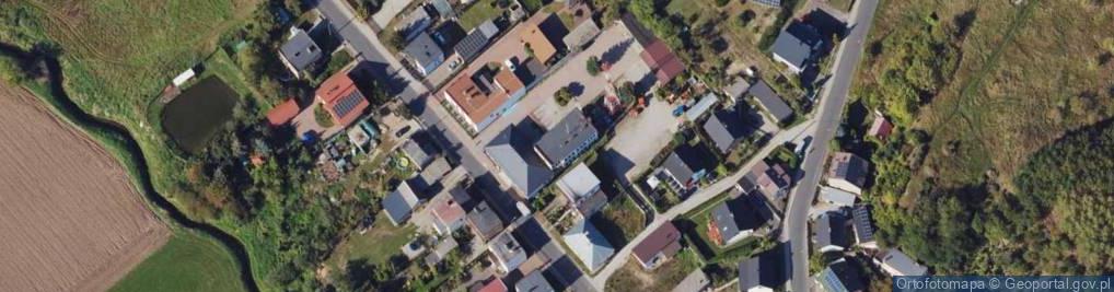 Zdjęcie satelitarne Gminny Zespół Oświaty w Bobrownikach