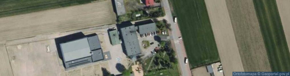 Zdjęcie satelitarne Gminny Zespół Szkolno Przedszkolny nr 1 w Popowie