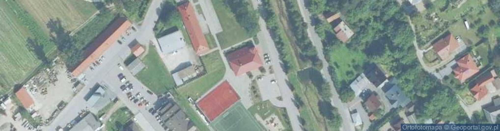 Zdjęcie satelitarne Gminny Związek Zespołów Sportowych w Łukowicy