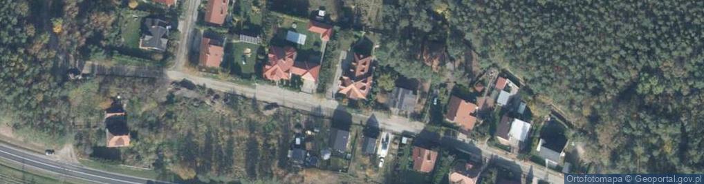 Zdjęcie satelitarne Gospodarstwo Rolne Stanisław Kucharzyk