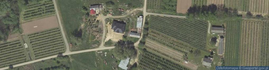 Zdjęcie satelitarne Gospodarstwo Sadownicze
