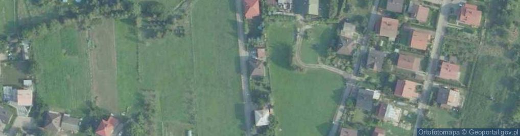 Zdjęcie satelitarne Grzegorz Stalmach Wspólnik Spółki Cywilnej Hurtownia Artykułów Przemysłowych Miś 32-700 Bochnia ul.Partyzantów 2, Przedsiębiorstwo Produkcyjno Handlowo Usługowe Kacper 32-420 Gdów 703