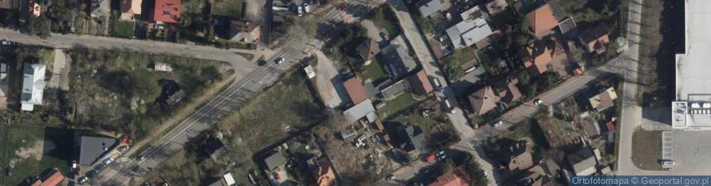 Zdjęcie satelitarne Handel Artykułami Przemysłowymi Naprawa Pojazdów Samochodowych