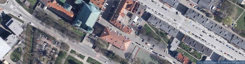 Zdjęcie satelitarne Handel Detaliczny i Hurtowy Artyk Przemysłowymi