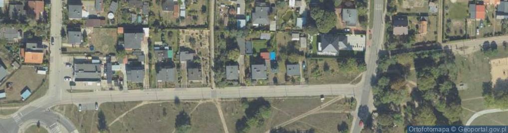 Zdjęcie satelitarne Handel i Usługi