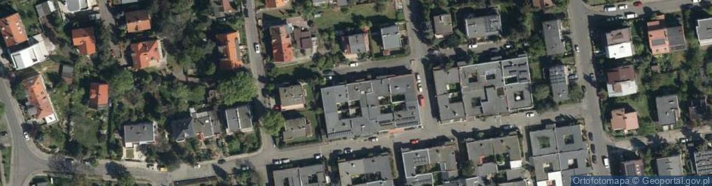 Zdjęcie satelitarne Ilustris Majewska Katrzyna Tylkowski Andrzej