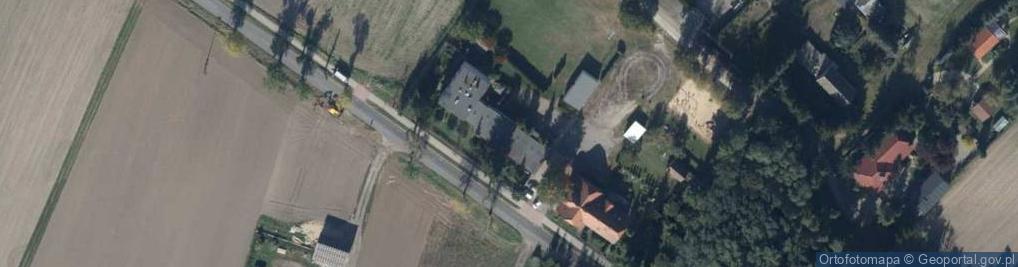 Zdjęcie satelitarne Info Mat Przedsiębiorstwo Usługowe Wioska